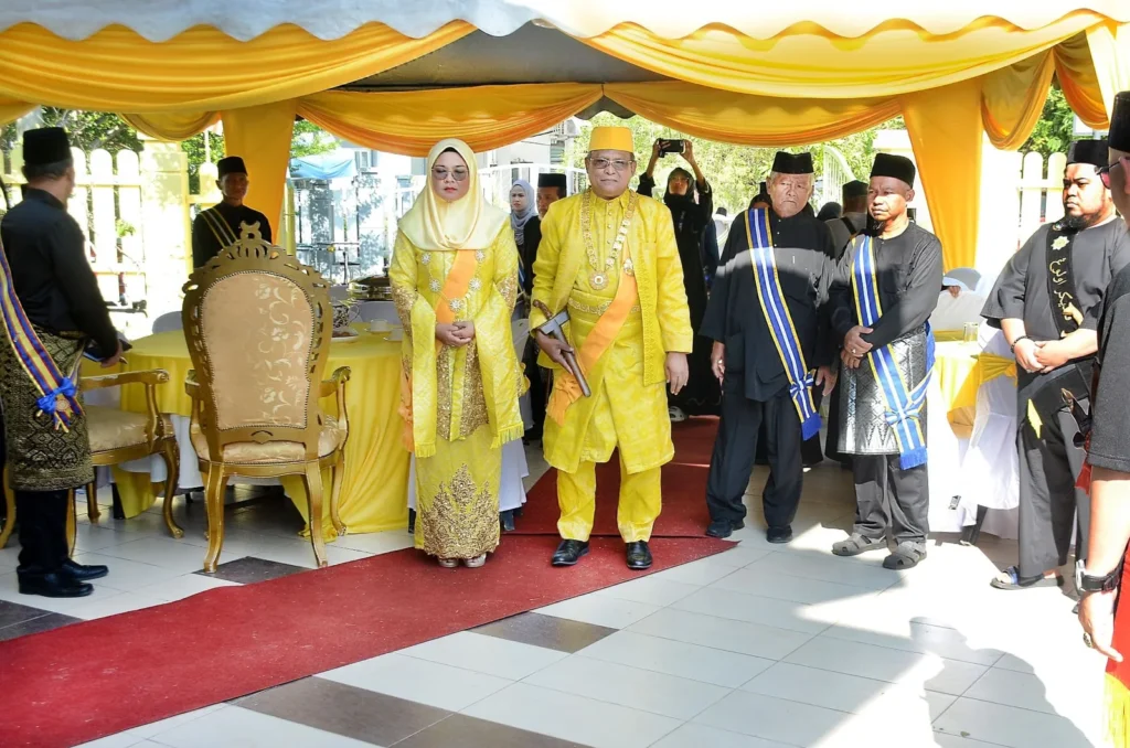 Istiadat Pertabalan Undang Naning