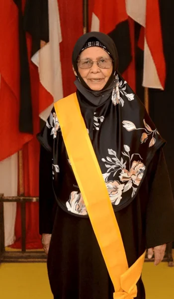 ibu-soko-perut-3-lembaga-adat-naning